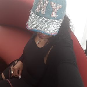 Meet your Posher, Kay